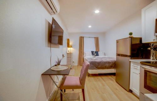 Nurse-Ready Rental 10 Mi to Dtwn Riverside! - Foto 13