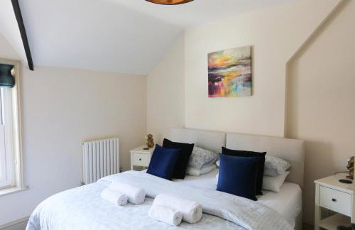 Cosy Dog Friendly Cottage with Woodburner & Garden - Photo 7