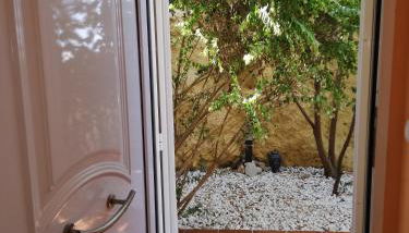 Sweet Suite - Photo 4