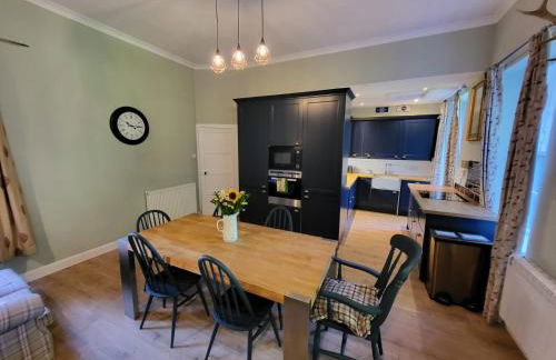 Spacious Cottage in the Grounds of a Scottish Castle - Photo 32