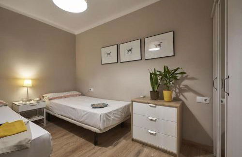 BeBarceloner Sant Andreu Apartments - 3 bedrooms - Photo 17