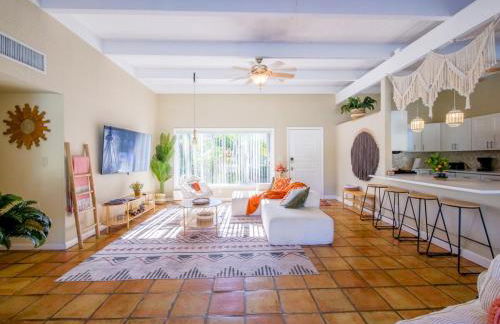 3BD Tropical Luxe Stay with Pool, Gameroom and Grill - Foto 24