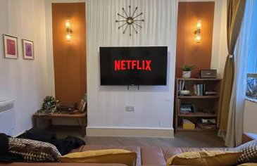 1Bd Apt City Centre Contractor Friendly - Foto 16