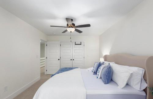 Modern Comfort Near AU l Perfect for Families & Fans - Foto 26