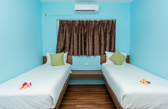 Blue West Villas - Photo 11