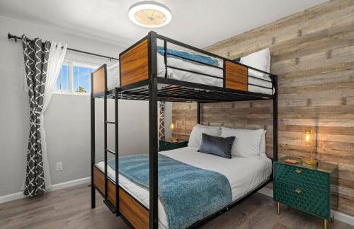 The Sky Lounge - Photo 29