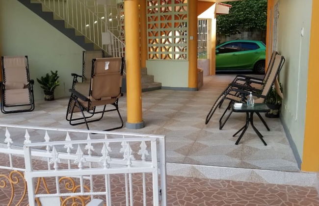 Holiday House at Villa Montego - Photo 27