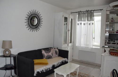 Studio évasion campagnarde avec jardin et parking, proche de Eurexpo et GroupamaStadium - Foto 19