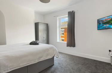 Amaya One -3 bedroom townhouse - with garden - close to town centre - sleeps 7 - Free Gym Access - Foto 3