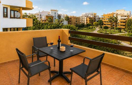 Stylish penthouse with private panoramic rooftop terrace - Photo 11