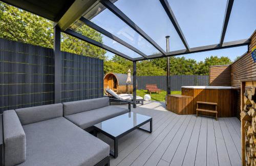 JUNIPRO Luxury Apartments - Photo 64