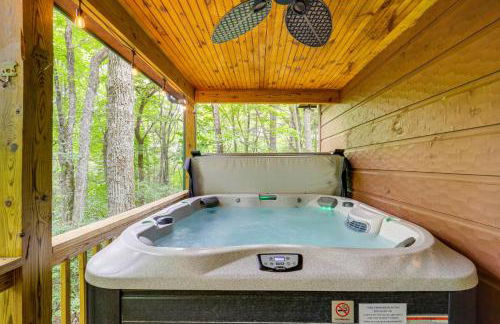Private Cabin on 2 Acres Hot Tub, 10 Mi to Boone! - Foto 25