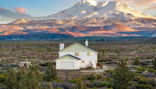 Luxury Shasta Vista Retreat & Basecamp - Sauna & Jacuzzi - Foto 1