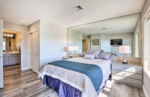 Hiking Trail and Hot Tub Access Bend Condo with Deck - Foto 15