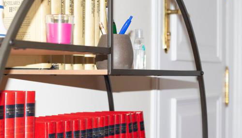 En el centro, garaje privado y terraza - Foto 4