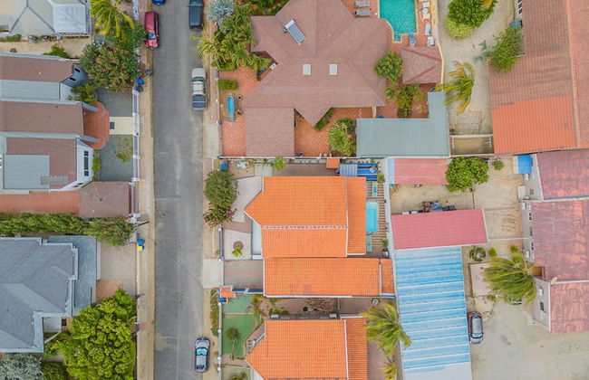 Renovated 4br2ba w Private Pool in Prime Location - Foto 52