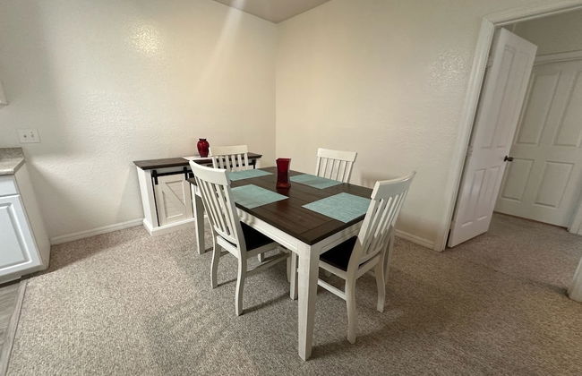 Second Floor 2-bedroom Condo in Southern Dunes - Foto 29