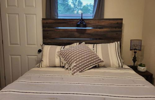 Charming 1BR Efficiency Apt Near TTU & Downtown - Foto 11