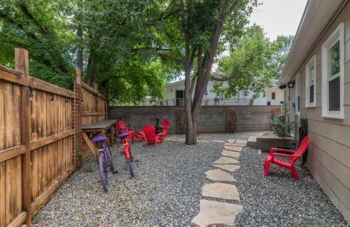 Italian Style in Old Town with Private Hot Tub - Photo 23