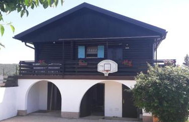House of Nature with Swimming pool, Sauna and Jacuzzi MIN 2 nights - Foto 2
