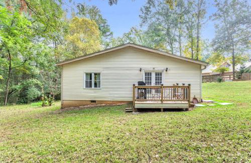 Pet Friendly Group Getaway with Grill and Deck - Foto 43