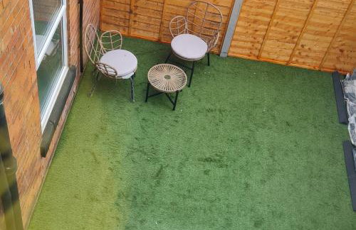 Spacious Large Group House Near NEC and Airport - Foto 25