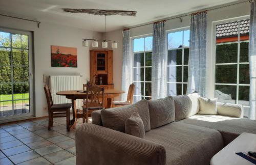 Ferienhaus Wilhelmine Usedom Ferienwohnungen mit Garten & Grill - Foto 4