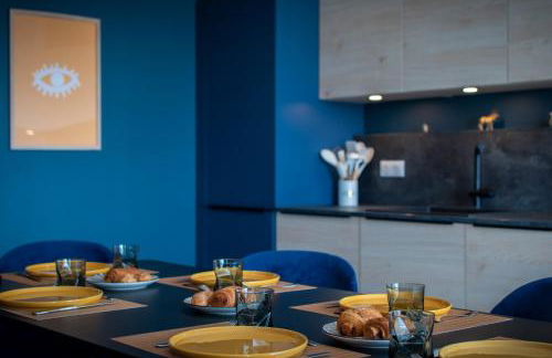 Luxury Mind Vue Exceptionnelle Pied dans l'eau Parkings privés 2 places Climatisation Hyper centre logement d'exception - Foto 10