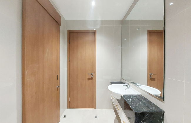 Brand New and Nice 2BR Apartment at The Reiz Condominium Medan By Travelio. - Foto 13