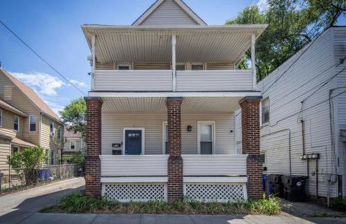 Walkable to Everywhere in Little Italy- Near CWRU and Cleveland Clinic Main Campus - Foto 27