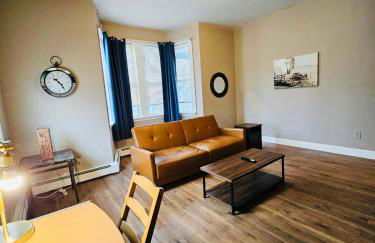 Suites on East Side near Whole Foods, Brown University, Miriam Hospital, MBTA, Downtown, - Foto 26