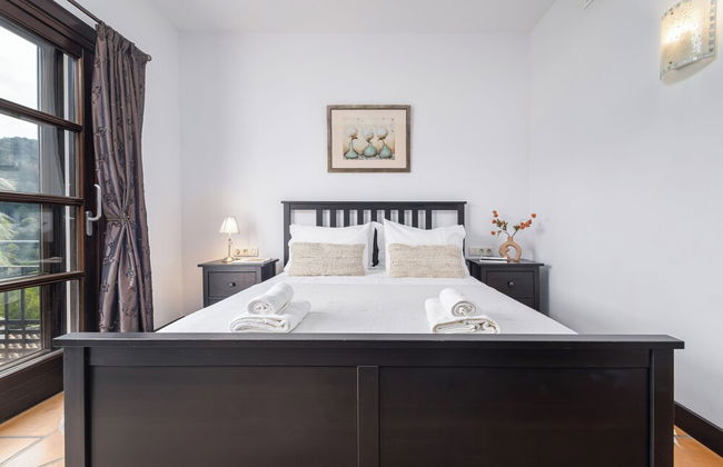 El Casar Townhouse Benahavis - Photo 2