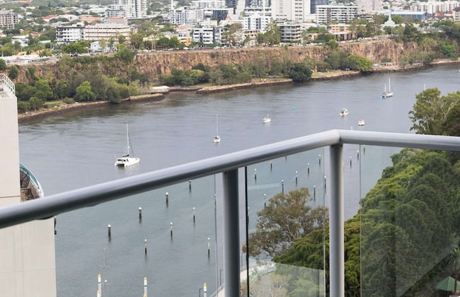 Oaks Brisbane on Felix Suites - Photo 16