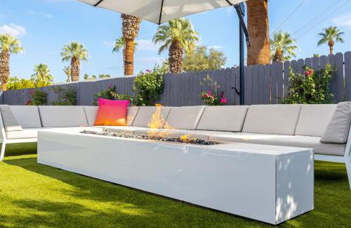 As seen on HGTV Desert Flippers The Pink Door - Foto 8