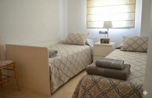 Voramar – A 50 m de la Playa, Parking y A/A - Photo 42