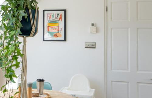 Tranquil cosy apartment in centre of Avening - Pass the Keys - Foto 17