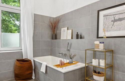 LEVEL22 ! großzügiger Altbau, tolles Design mit Kamin - zentral in Bahnhofsnähe - Foto 18