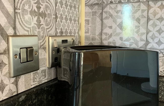 Beautiful 3-bed Caravan on Holiday Park - Foto 1