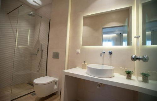 Blue Velvet Coast Luxury Villas - Photo 37