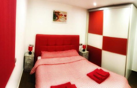 Cometa Center - Photo 8