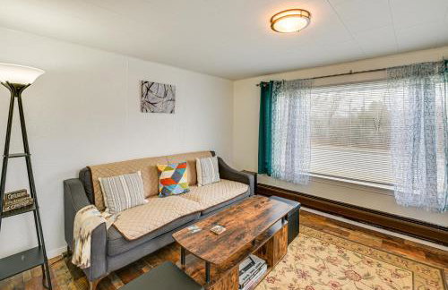 Near Skiing and Snowmobiling Home in Mars Hill! - Foto 1