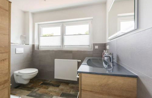 5 Sterne-Ferienhaus Eisvogel am See mit Sauna und Kamin - Foto 12