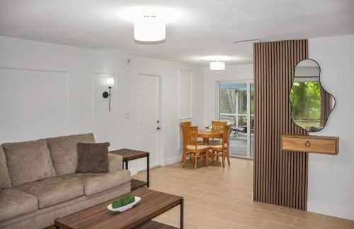 Bring Snacks and Relax! Waterfront, Heated pool, Cribs, Pets, Rods, BBQ - Foto 16