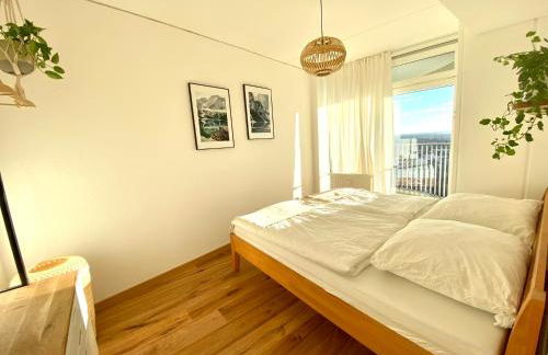 Best Butler Skyline Lodge City Apartment Netflix - Foto 28