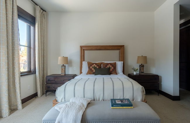 Maple by Avantstay Modern Mountain Home w Cozy Fire Pit 15 Mins frm Northstar - Photo 16