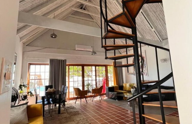 Cozy Camps Bay House With Mountain and sea View - Foto 6