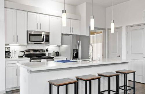 Modern Austin 2BR 2B Apt with Pool Parking & WIFI - Foto 15