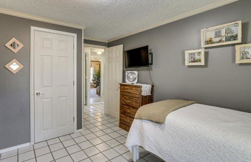 Pool, Large Porch! Country Home Near Roaring River - Foto 24