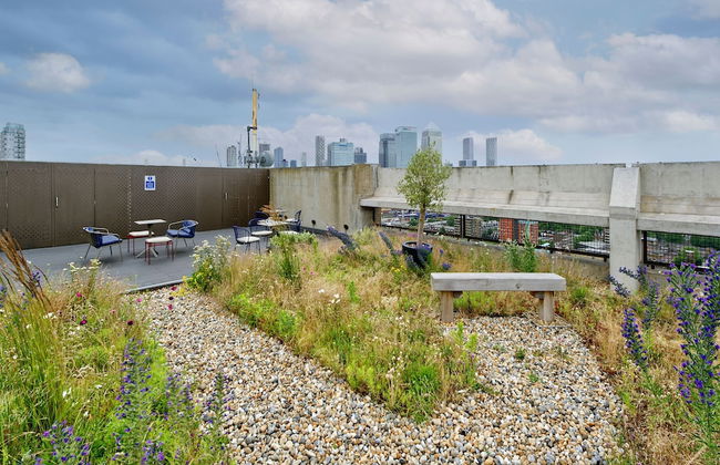 Deluxe Two-bedroom Flat in Bustling East London - Foto 23