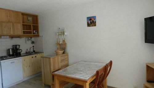 Appartement 6 pers, 1 cabine, au pied des pistes, balcon, ascenseur - FR-1-557A-50 - Foto 3